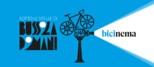 Bicinema Sotto le stelle di Bussoladomani, Parco Bussoladomani, cinema all'aperto, Lido di Camaiore, bike green, bike in, mobilità sostenibile, bici UpStudio Viareggio